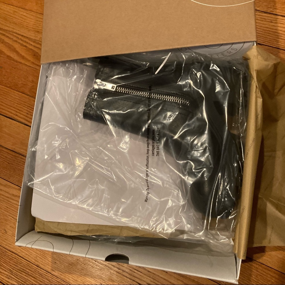 UO Zip Up Boot - Picture 7 of 9